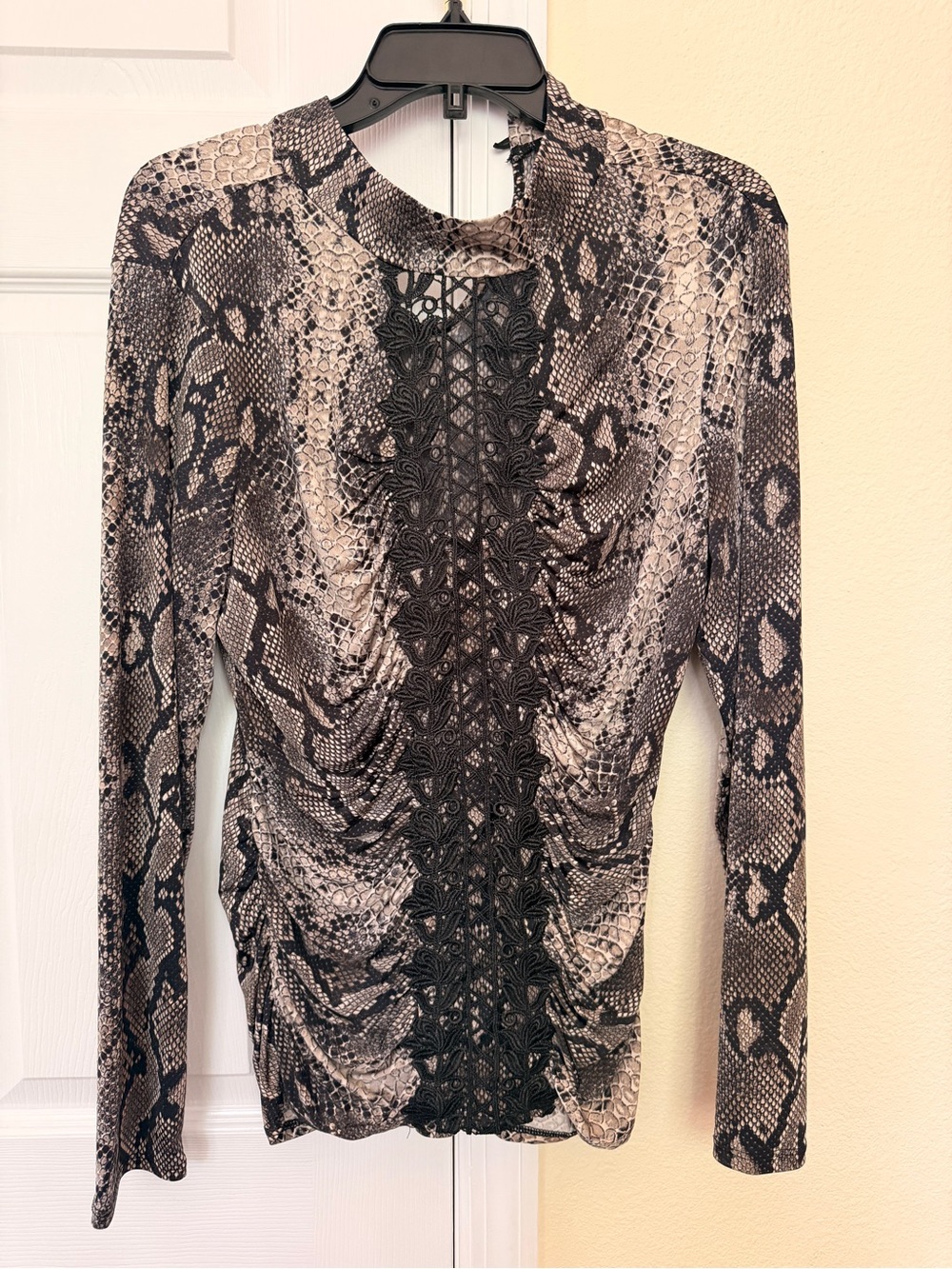 VENUS Snake-Print Long Sleeve Top with Black Lace Panel